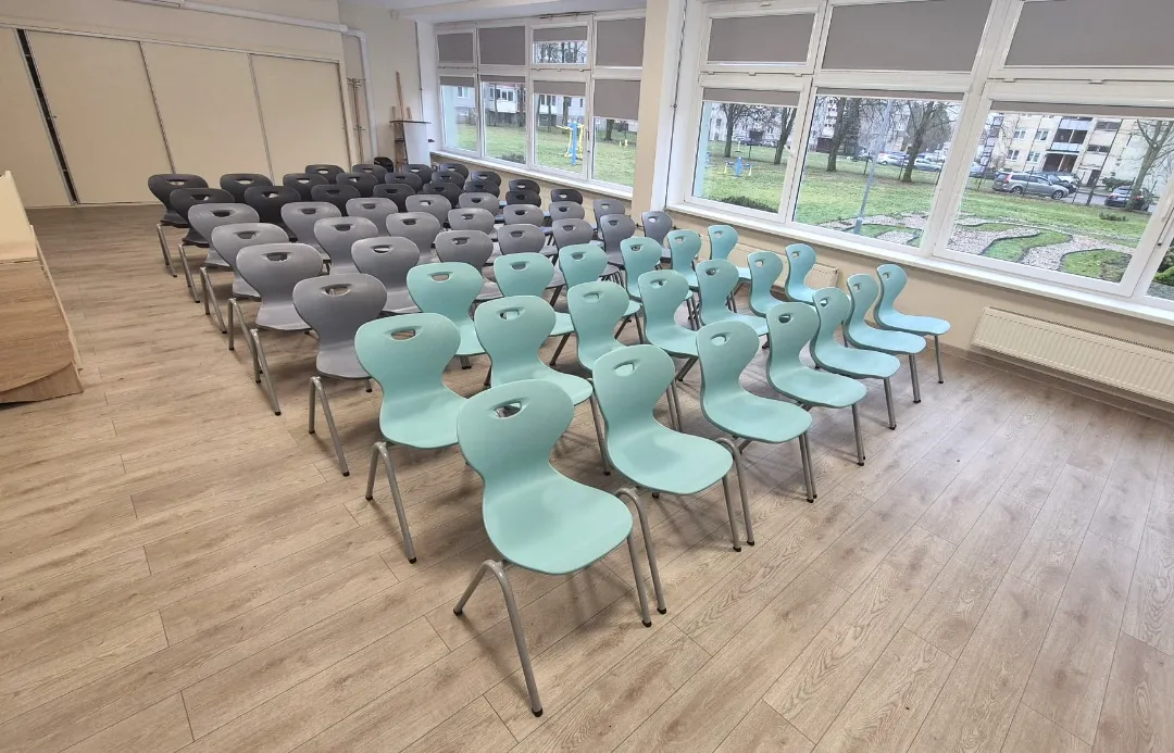 V formos kėdė FELISA - Pikade School