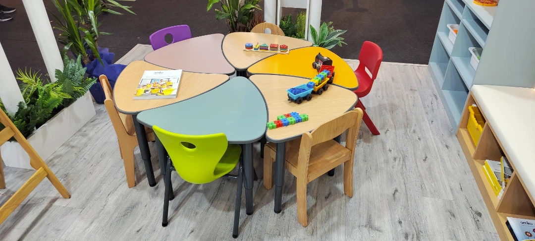 Modulinis stalas EMKO - Pikade School | Pikade Baltics
